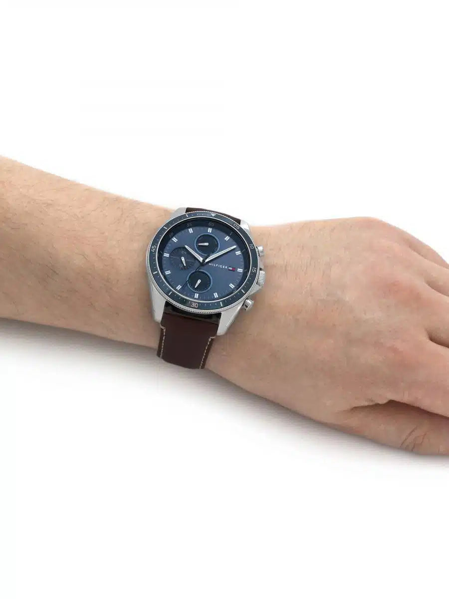 Montre Tommy Homme – élégance tendance 2025