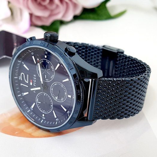 Montre Tommy Homme – signature épuré certifiée