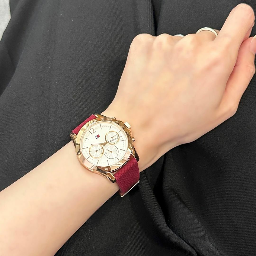 Montre TOMMY HILFIGER Femme – raffinement suisse de prestige