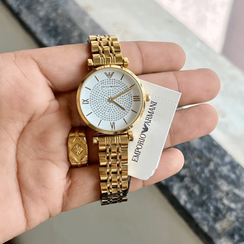 Emporio Armani – Montre Femme Dorée avec Cadran Pavé