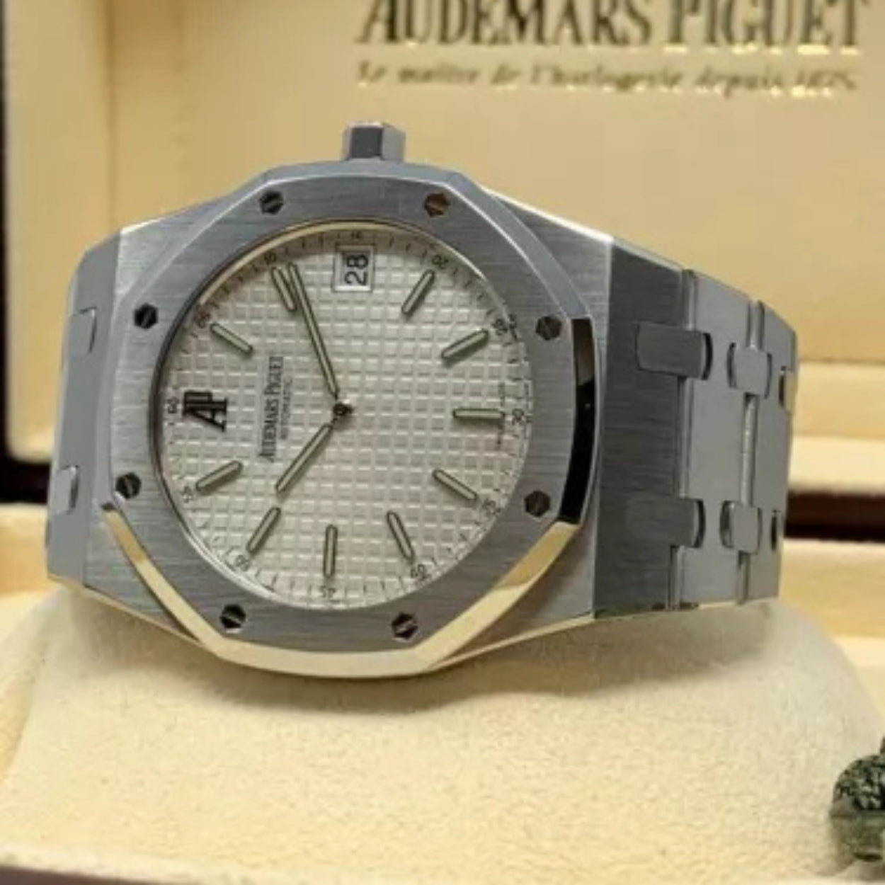 Audemars Royal Oak Fond Blanc 36mm femme