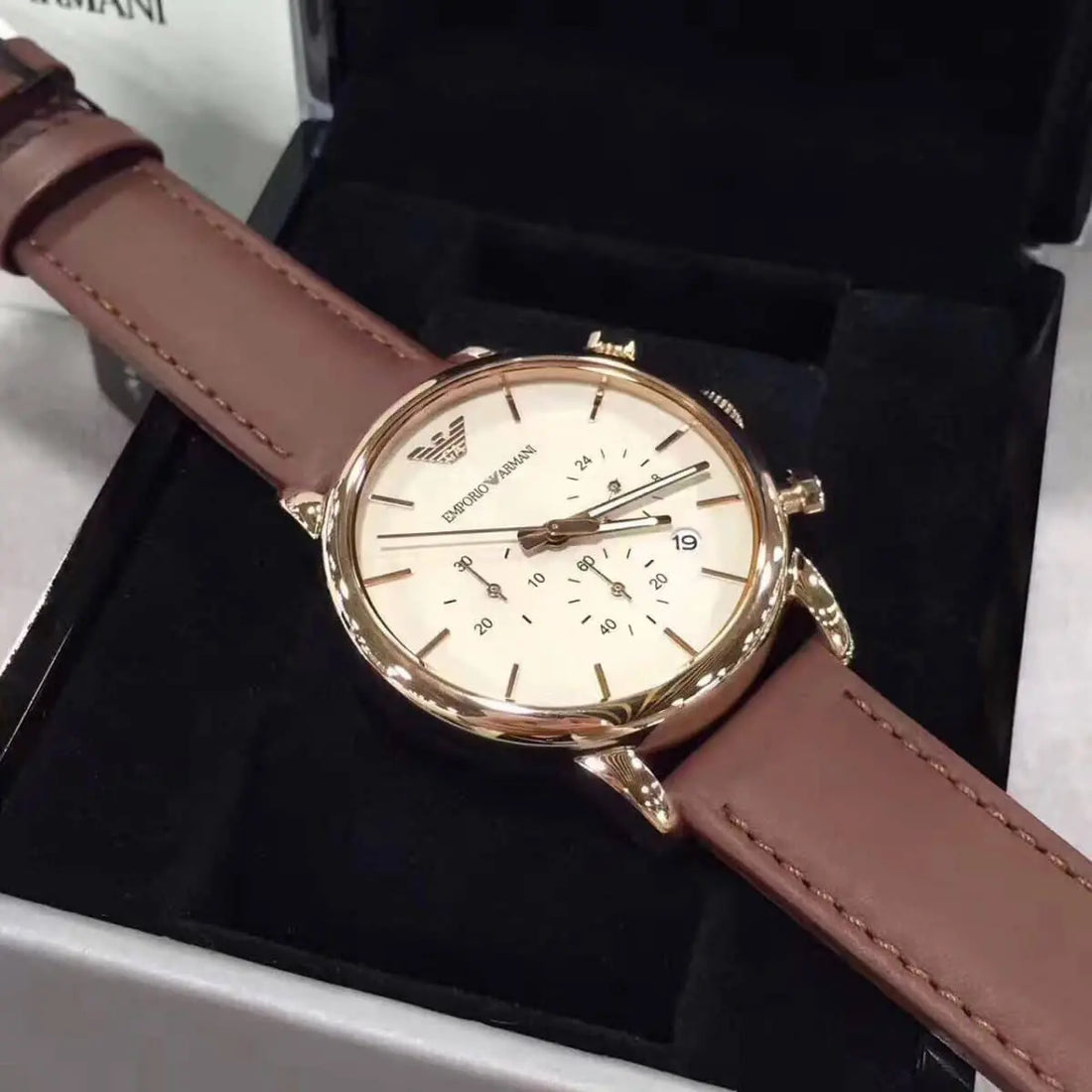 Montre EMPORIO ARMANI Homme – précision suisse
