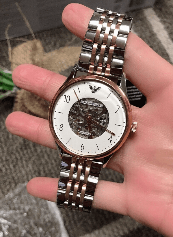 Montre EMPORIO ARMANI Homme – volume premium