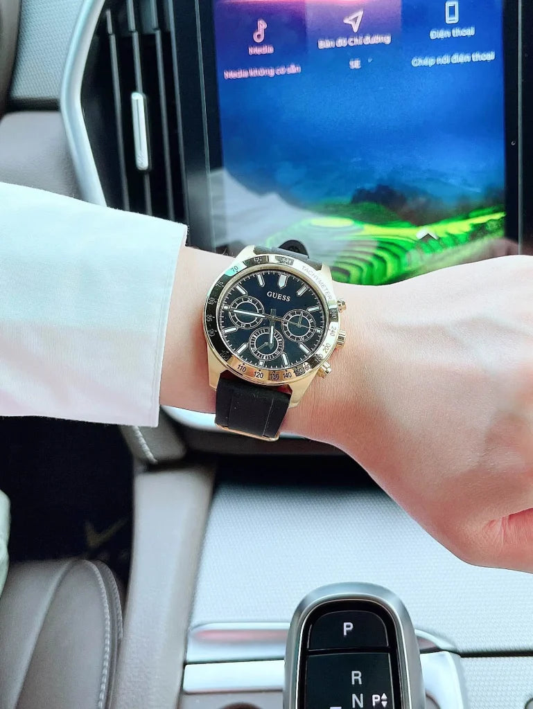 Montre GUESS Homme – mécanisme suisse à découvrir