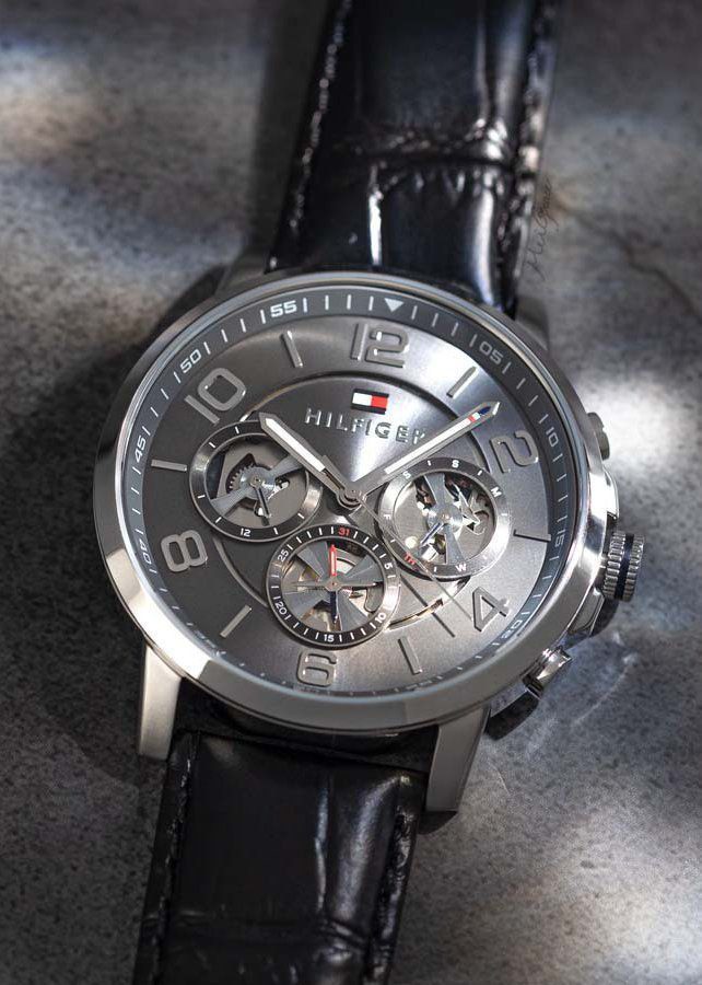 Montre TOMMY HILFIGER Homme – design recherché
