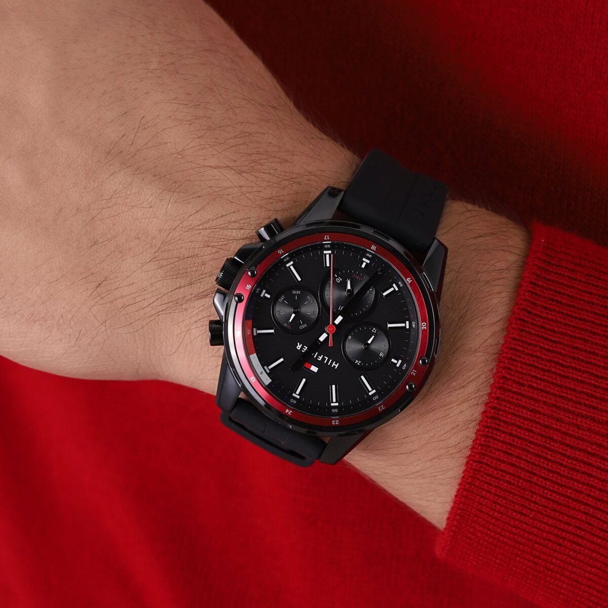 Montre TOMMY HILFIGER Homme – note précieuse